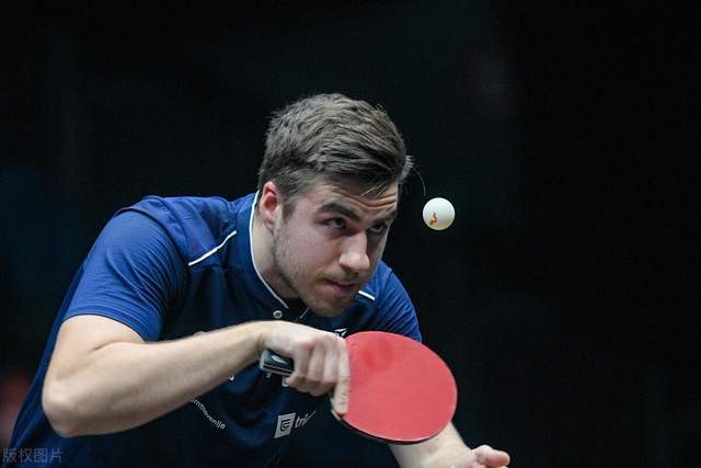 我们看到裁 我们看到裁