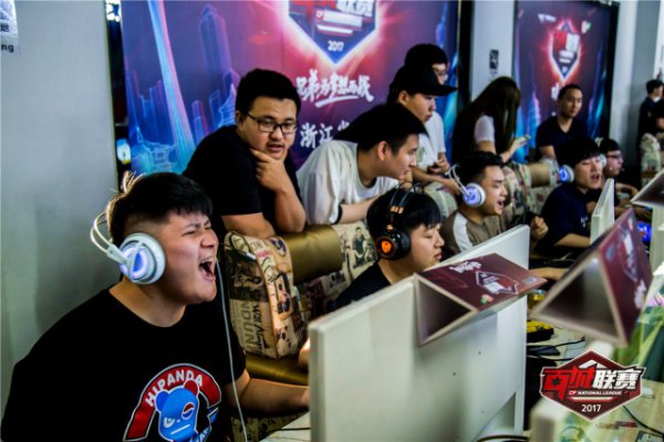 莱万特将继 莱万特将继