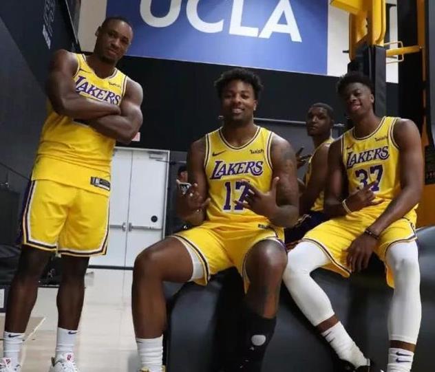 Astralis 将 NAVI 送入 IEM 成都 2025 的下方淘汰赛